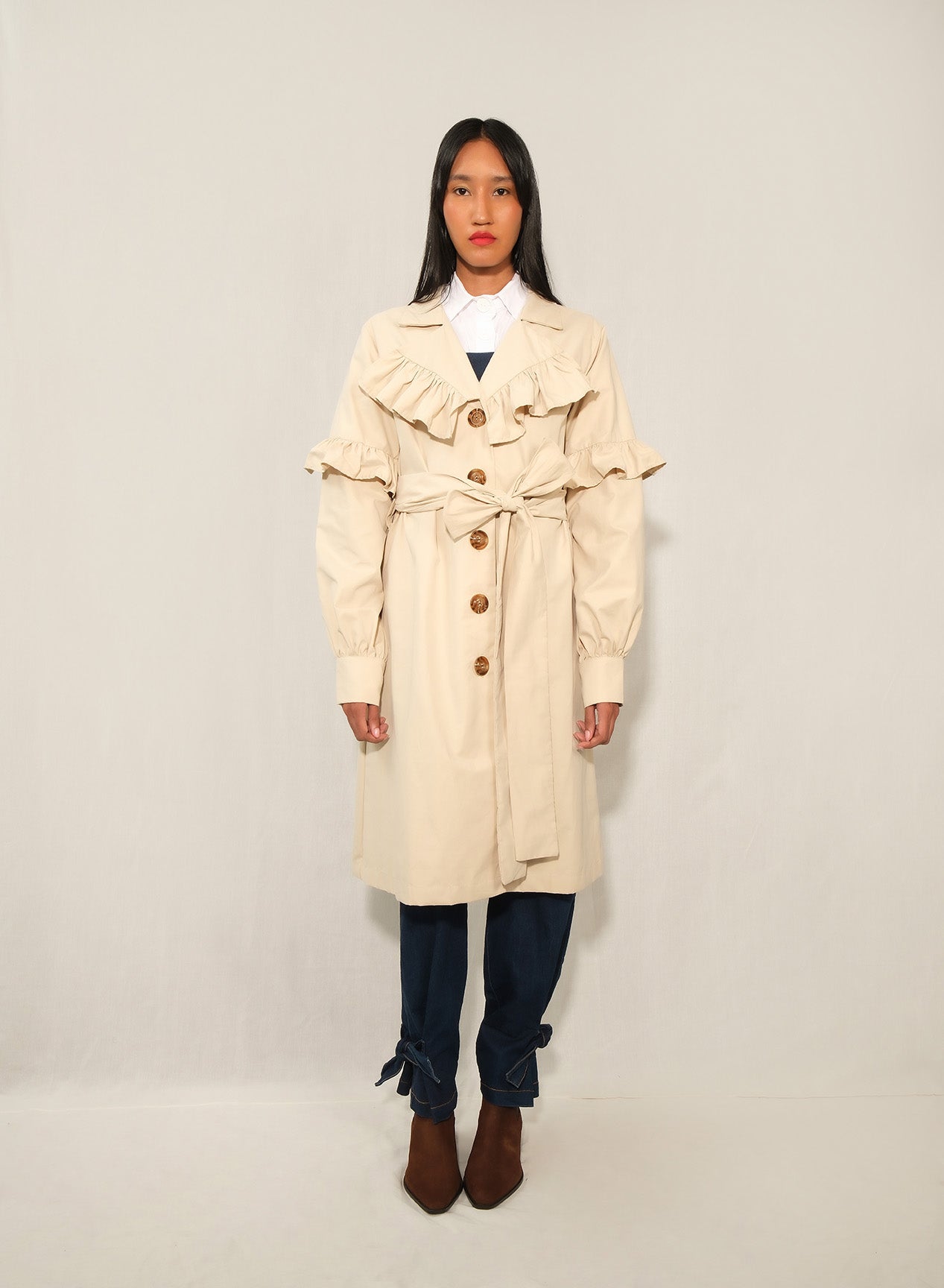 Women’s Ruffle Trench Coat – Eagle (Volant Detail)