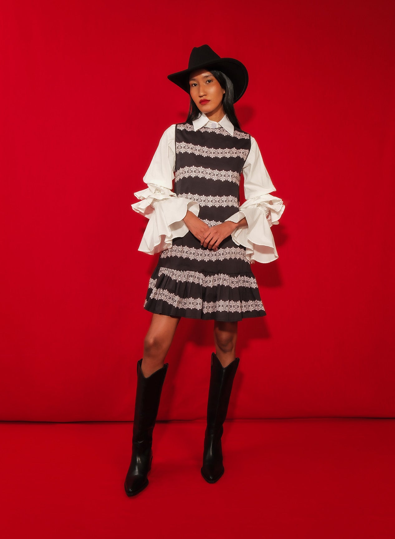 THE RIVER DRESS - 2 LINESMACRAME