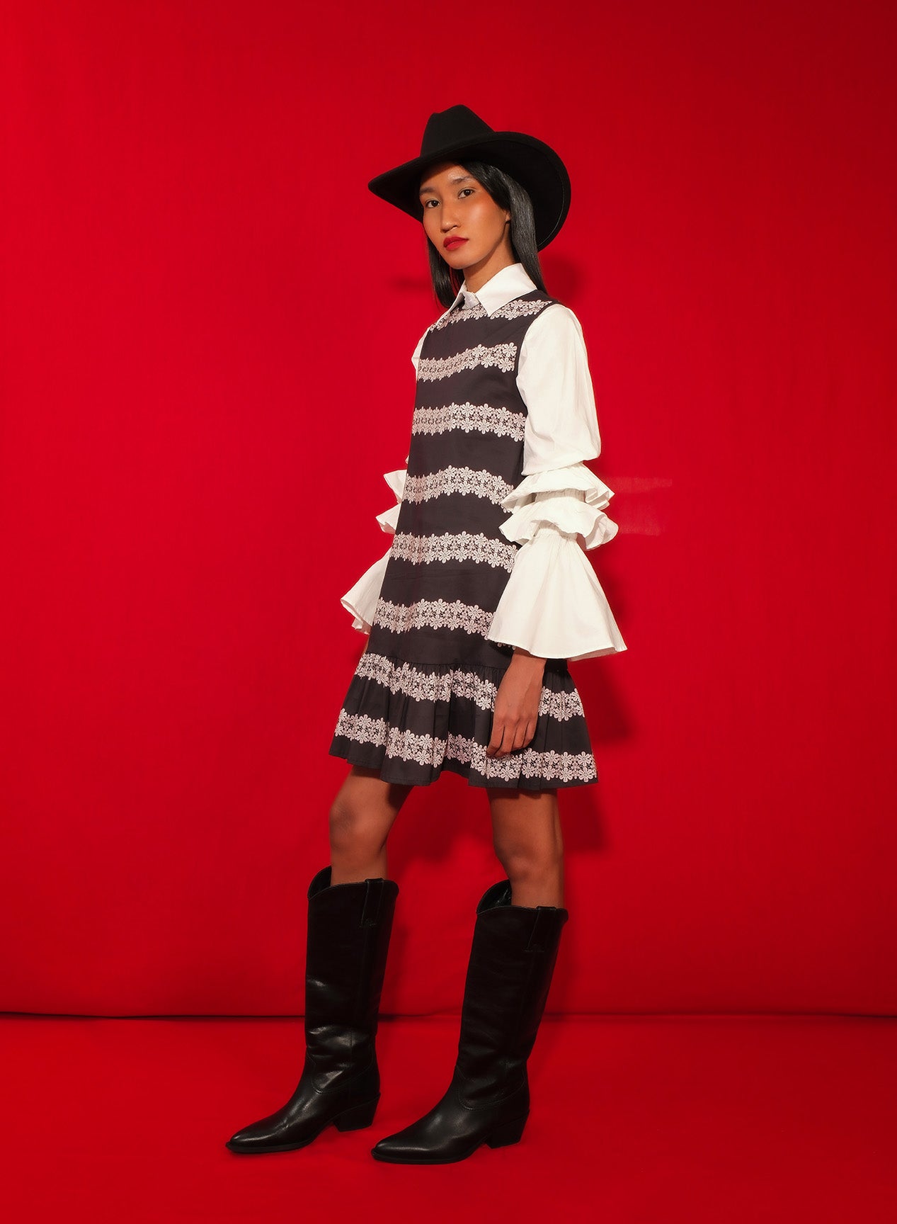 THE RIVER DRESS - 2 LINESMACRAME
