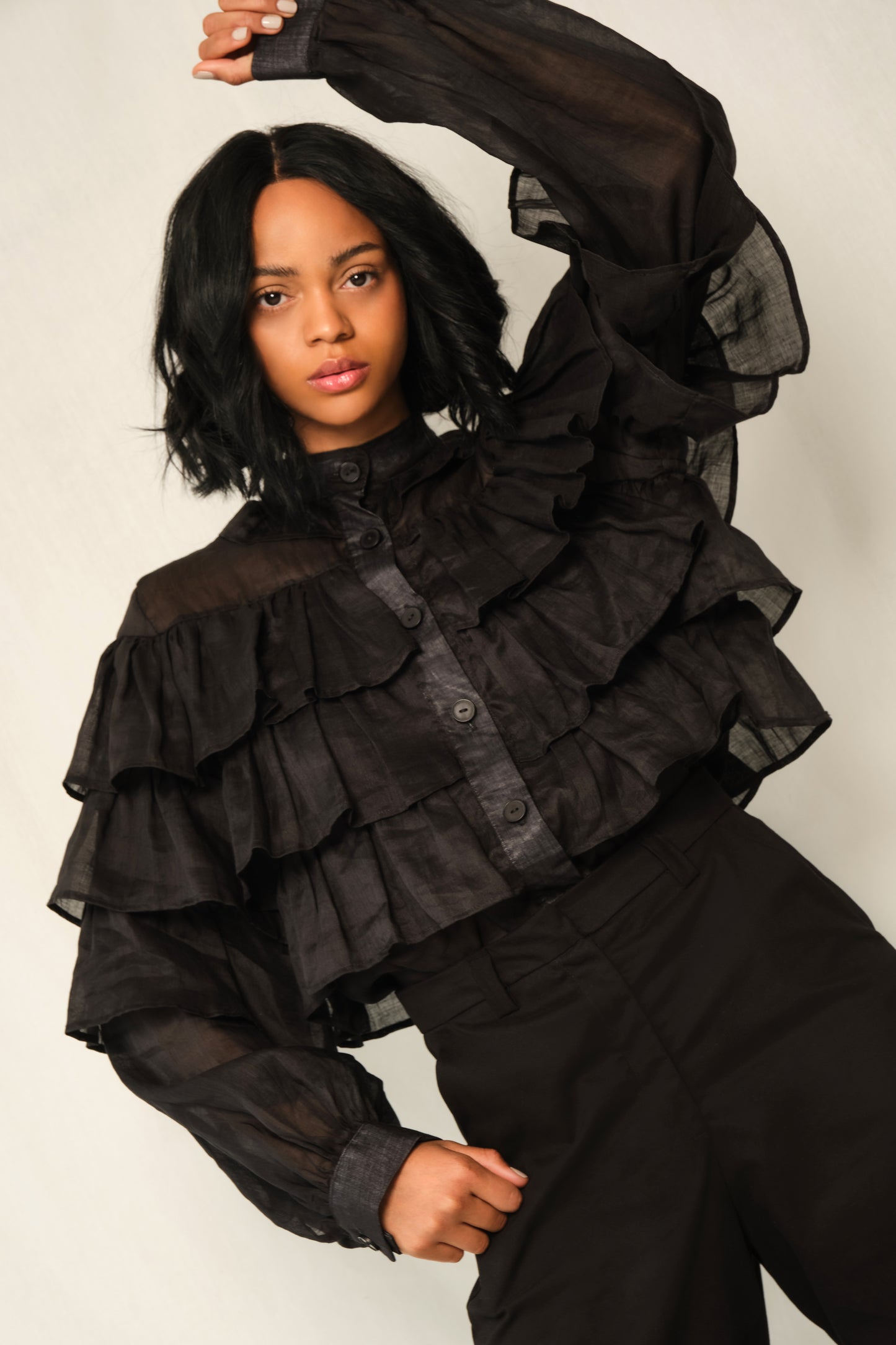 Quiet Power Ruffle Blouse – Light Linen in Black