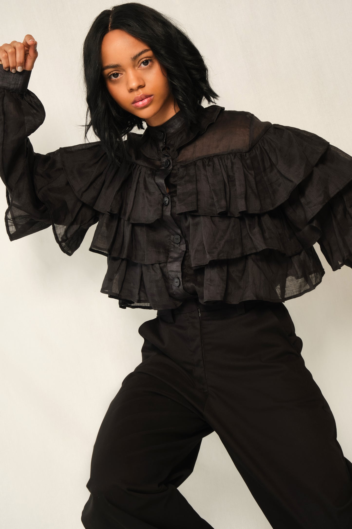 Quiet Power Ruffle Blouse – Light Linen in Black