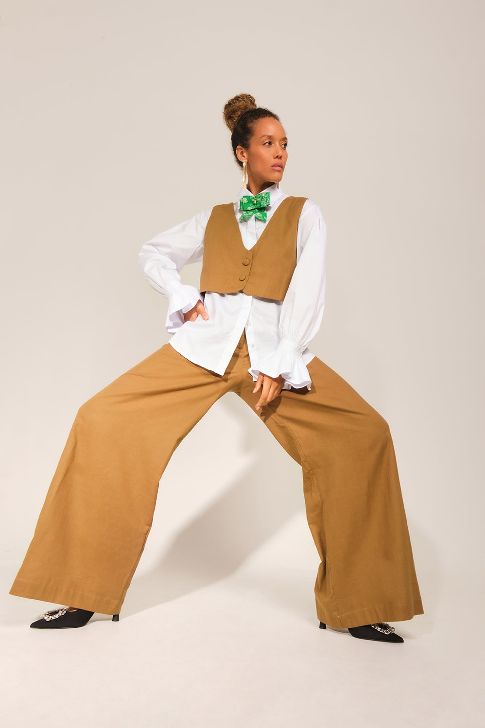 Angela D Vest - Caramelo