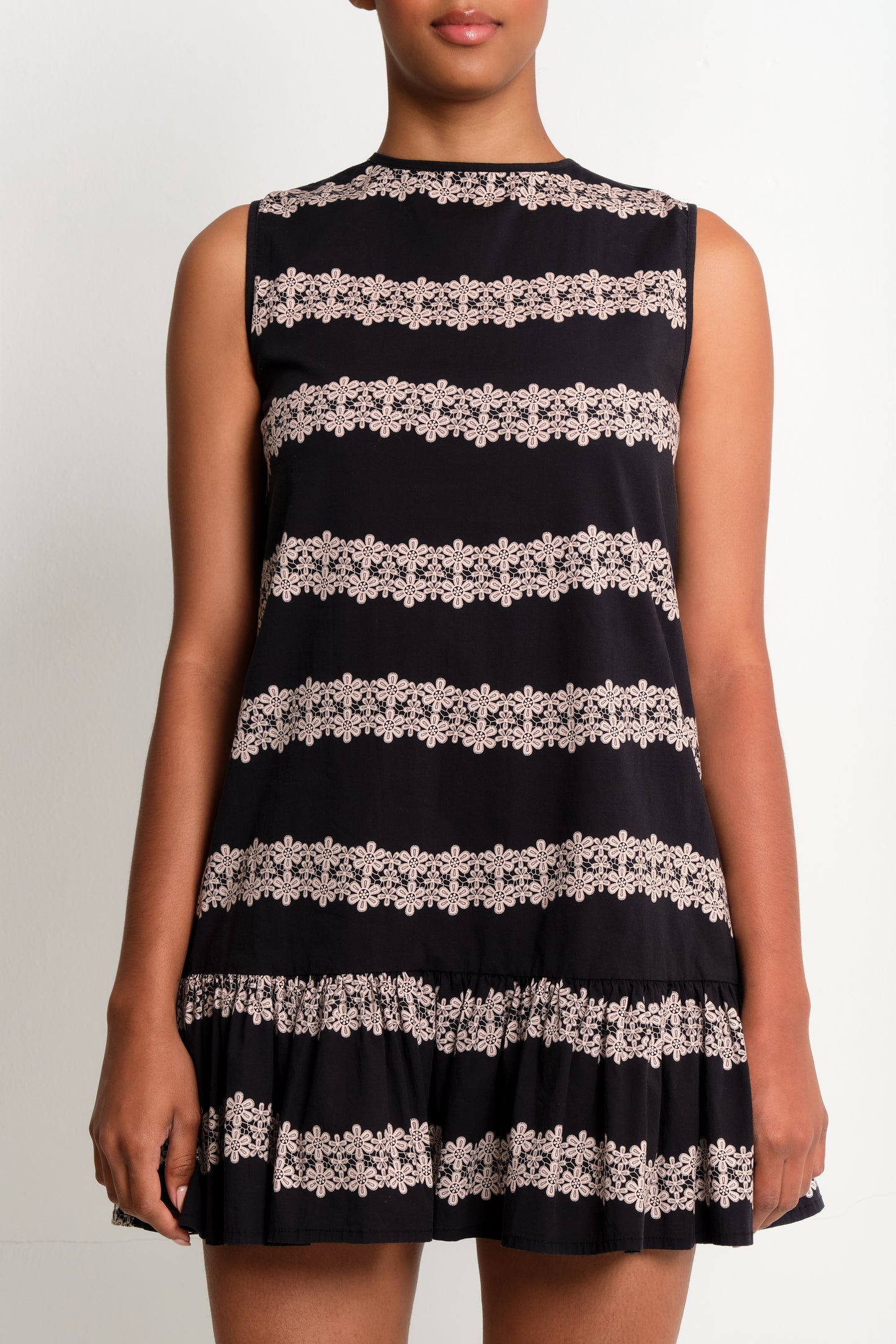THE RIVER DRESS - 2 LINESMACRAME