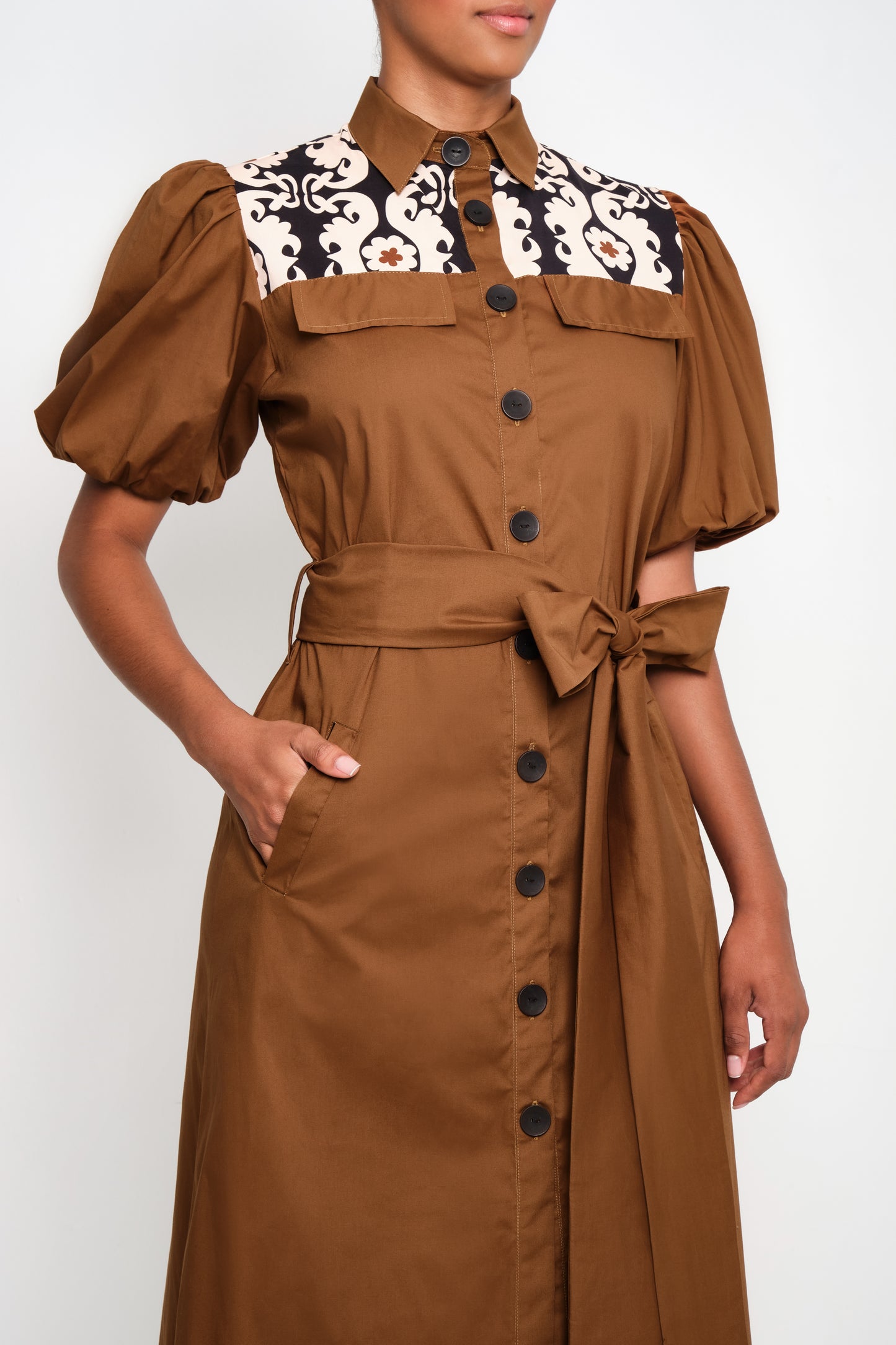 POMPON DRESS - CHOCOLATE